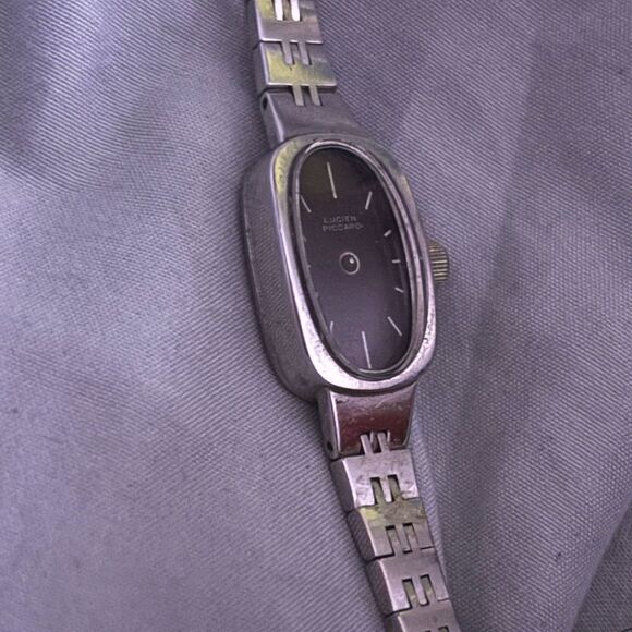Vintage Gold Plated 17 Jewel Swiss Watch by Lucien Piccard timepiece accessory - Picture 1 of 6